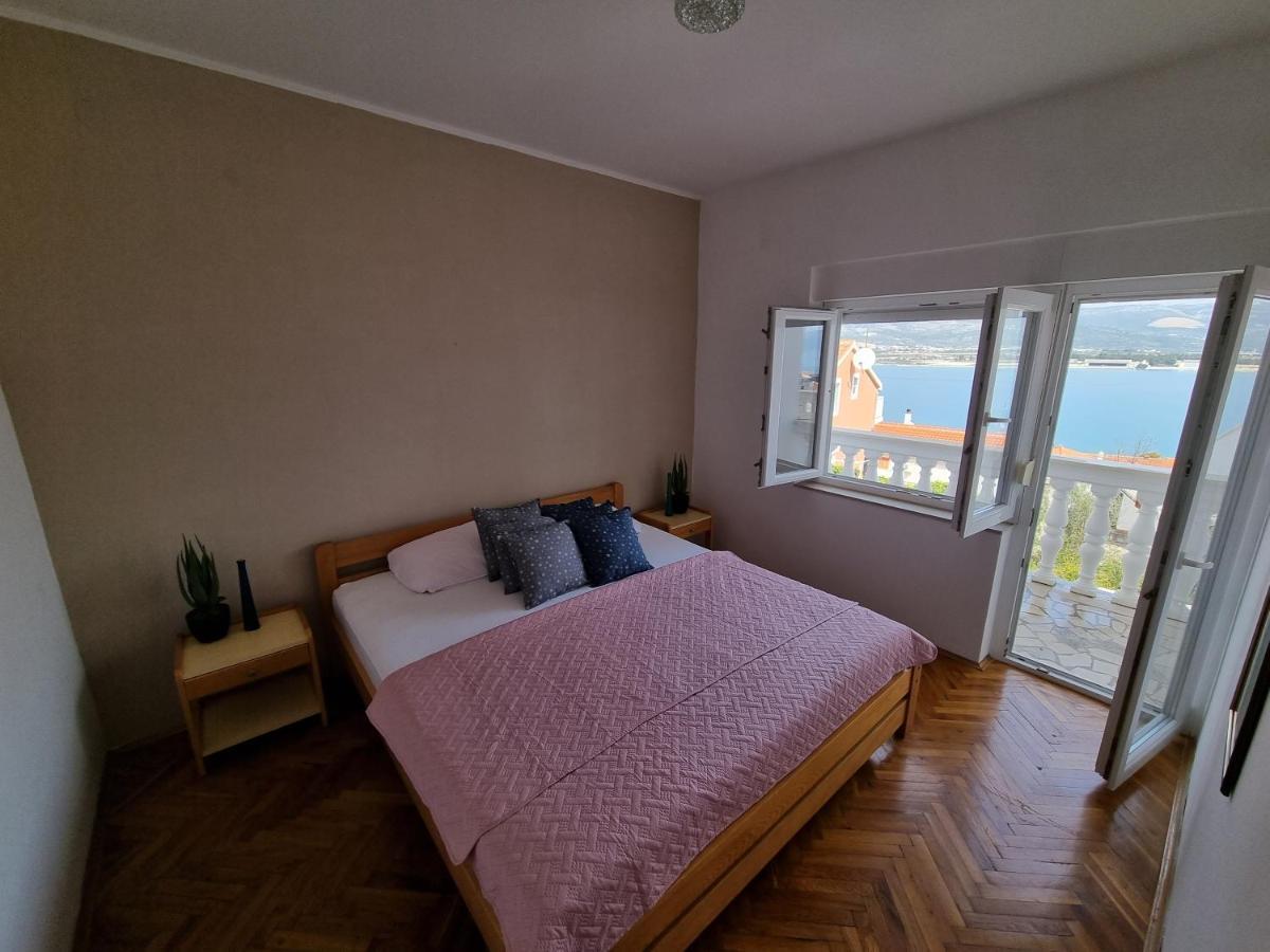 Villa Nena In Central Dalmatia 트로기르 외부 사진