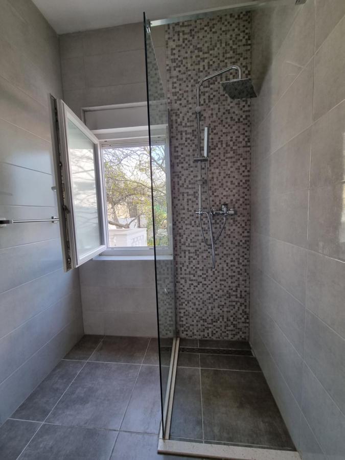 Villa Nena In Central Dalmatia 트로기르 외부 사진