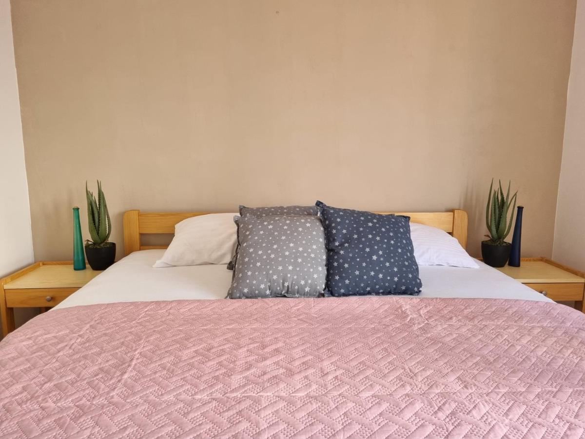 Villa Nena In Central Dalmatia 트로기르 외부 사진